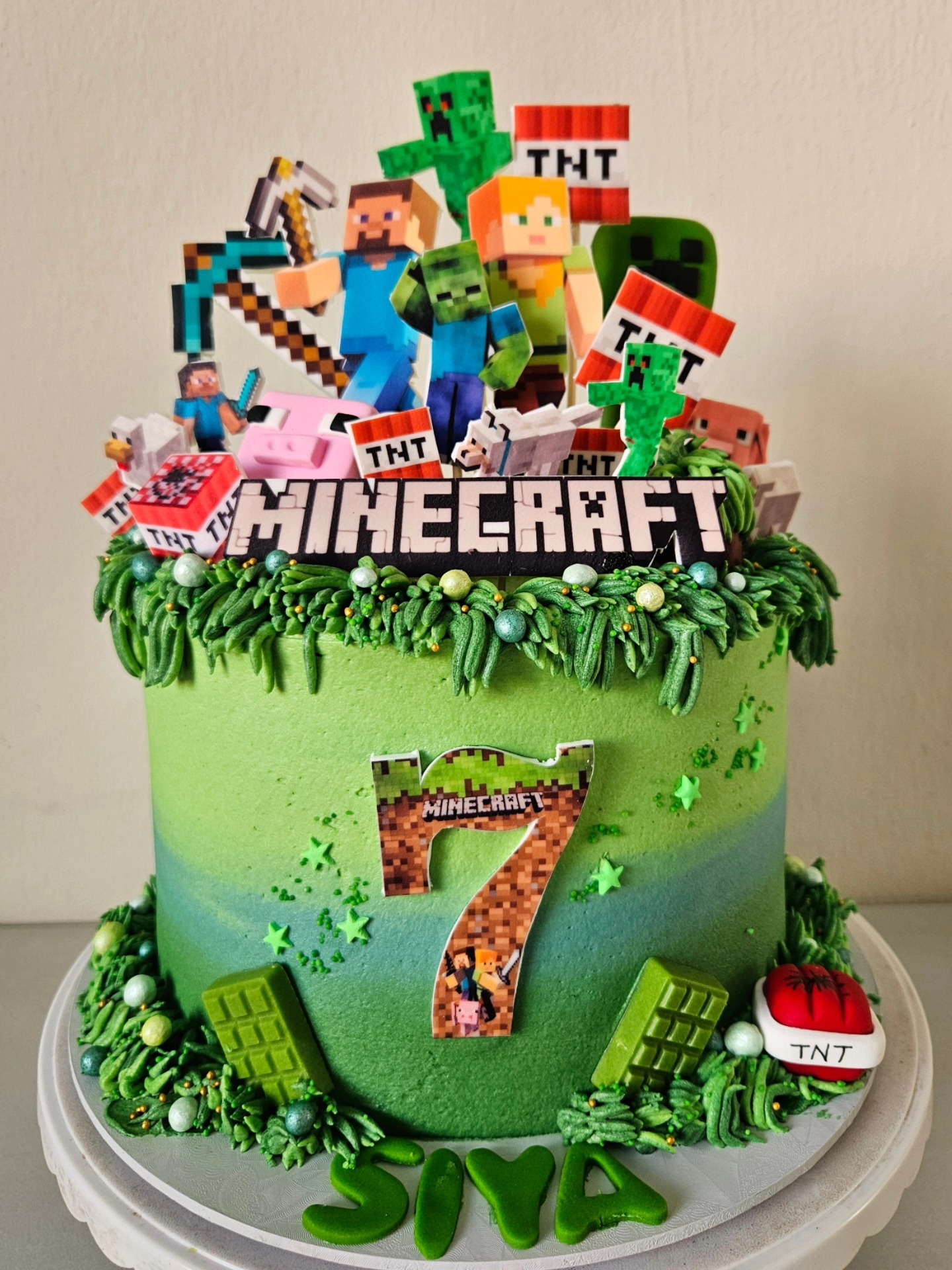Minecraft cake